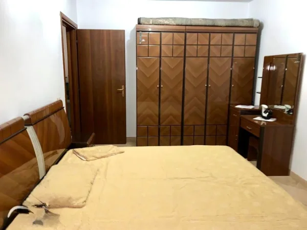 Tirane, shitet apartament 1+1+Ballkon Kati 12, 71 m² (Ish Stacioni i Tranes)