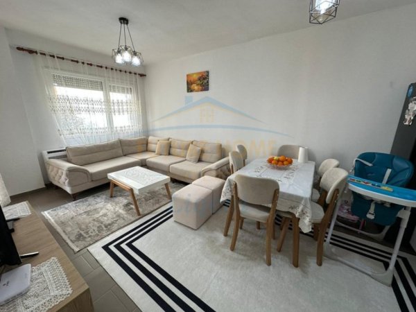 Tirane, shitet apartament Kati 0, 92 m² 140.000 €
