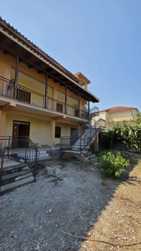 Lushnje, shitet Vile 3 Katshe Kati 0, 600 m² 