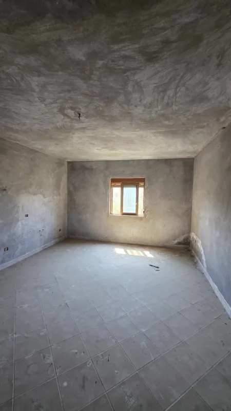 Lushnje, shitet Vile 3 Katshe Kati 0, 600 m² 