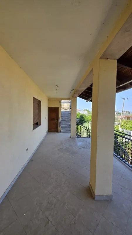 Lushnje, shitet Vile 3 Katshe Kati 0, 600 m² 