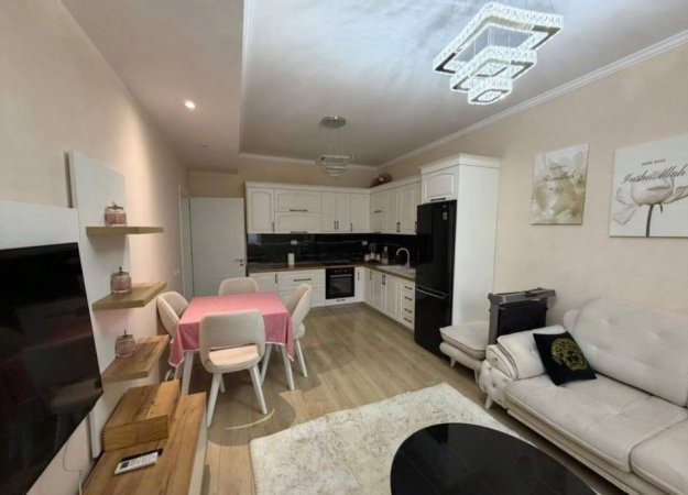 Tirane, jepet me qera apartament 2+1 Kati 5, 82 m² 135.000 € 