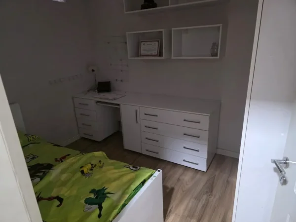 Tirane, jepet me qera apartament 2+1 Kati 2, 90 m² 400 € (Rruga Rrapo Hekali)
