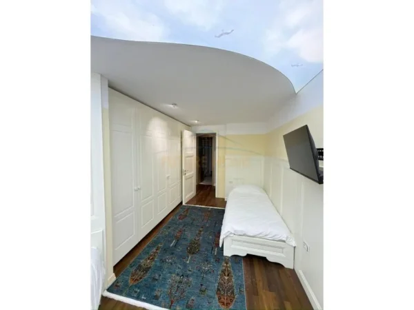 SHITET APARTAMENT 2+1 , RRUGA E DIBRES