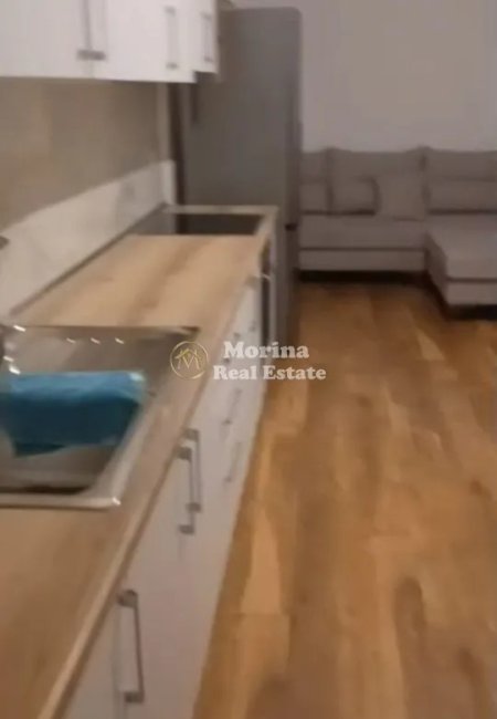 Tirane, jepet me qera apartament 2+1 Kati 6, 75 m² 370 € (Fresku)