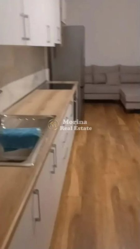 Tirane, jepet me qera apartament 2+1 Kati 6, 75 m² 370 € (Fresku)