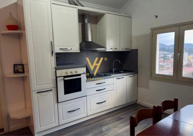 Tirane, jepet me qera apartament 2+1+Ballkon Kati 3, 80 m² 510 € (RRUGA PJETER BUDI)