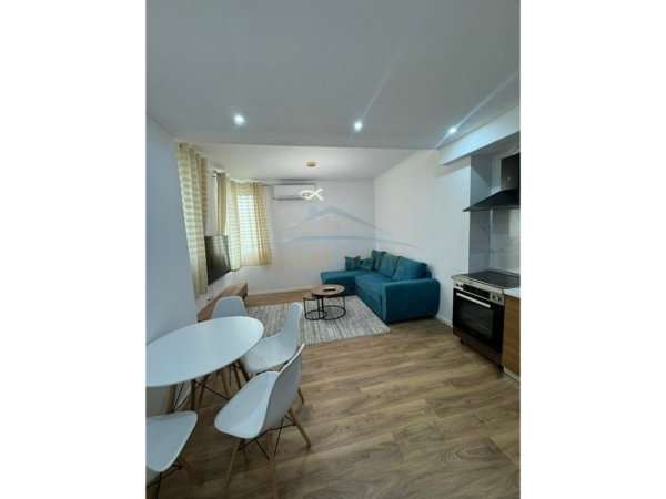 Tirane, shitet apartament 2+1+Ballkon Kati 5, 139.000 € (DON BOSKO)