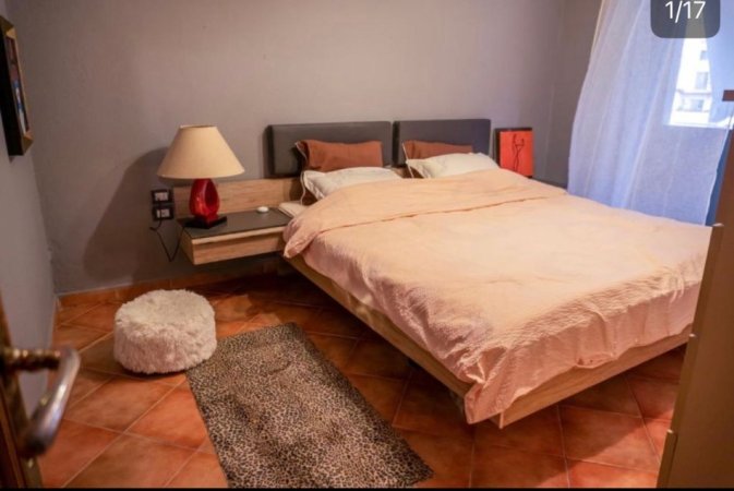 Tirane, jepet me qera apartament 1+1+Ballkon Kati 3, 60 m² 450 € (Rruga Nikolla Zoraqi ne Xhamllik , Tirane)