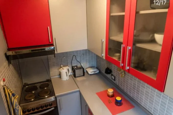 Tirane, jepet me qera apartament 1+1+Ballkon Kati 3, 60 m² 450 € (Rruga Nikolla Zoraqi ne Xhamllik , Tirane)