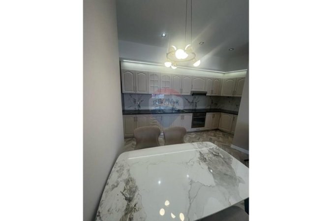 Tirane, shitet apartament 2+1 , 117 m² 345.000 € (Rruga e Barrikadave, Tiranë(ID: 530221066-268)