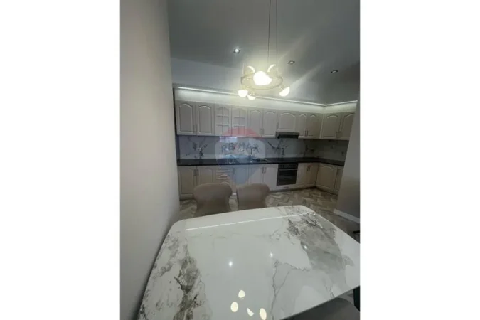 Tirane, shitet apartament 2+1 , 117 m² 345.000 € (Rruga e Barrikadave, Tiranë(ID: 530221066-268)