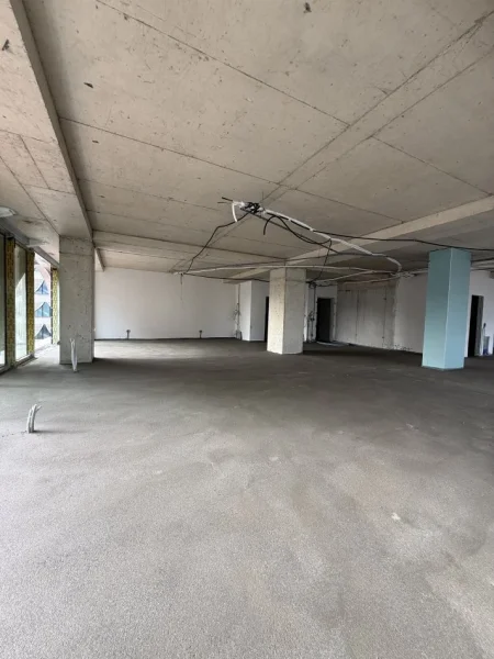 Tirane, jepet me qera zyre Kati 7, 285 m² 9.970 € (28 Nëntori)