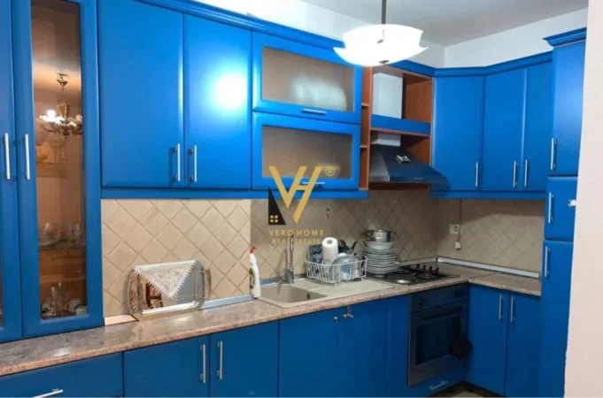 Tirane, shitet apartament 1+1+Ballkon Kati 12, 70 m² 170.000 € (ISH STACIONI I TRENIT)