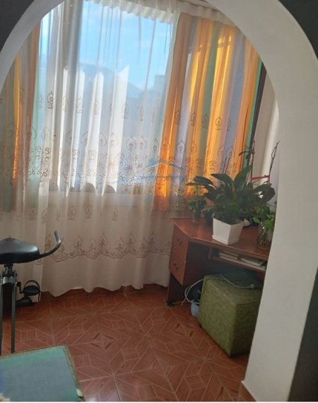 Tirane, shitet apartament 2+1 Kati 5, 82 m² 130.000 € (Asim Vokshi1)