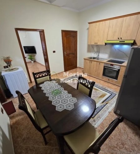 Tirane, jepet me qera shtepi 1+1 Kati 1, 60 m² 450 € (Don Bosko)