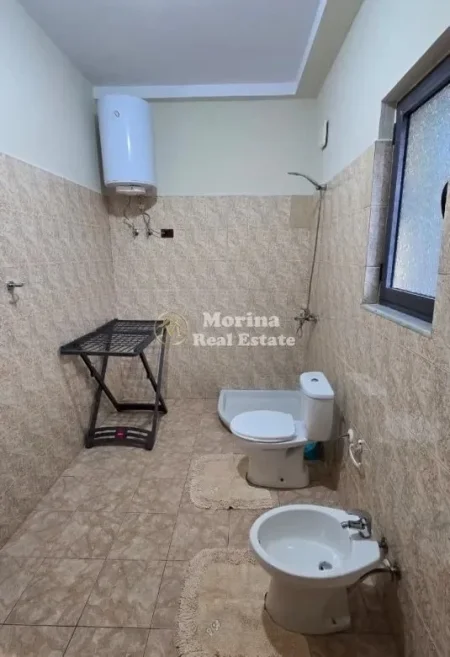 Tirane, jepet me qera shtepi 1+1 Kati 1, 60 m² 400 € (Don Bosko)