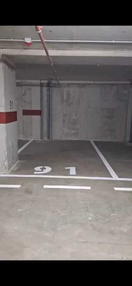 Tirane, jap me qera garazh | post parkimi Kati -2, 13 m² 70 € (Jordan Misja)