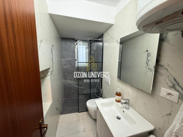 Tirane, jepet me qera apartament 1+1+Ballkon Kati 2, 80 m² 650 € (Shkolla e Baletit)