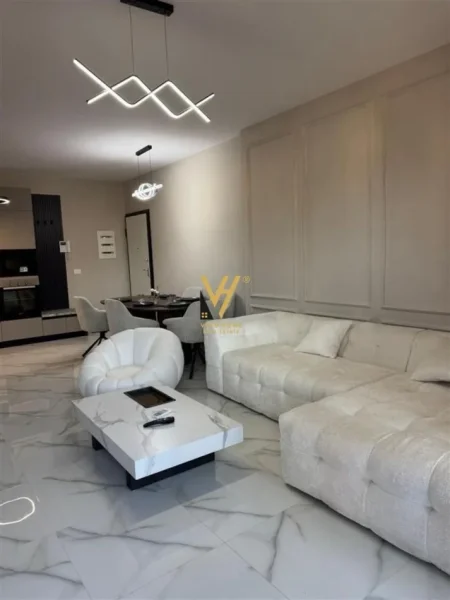 Tirane, jepet me qera apartament 3+1+Ballkon Kati 15, 125 m² 1.900 € (GARDEN BUILDING)