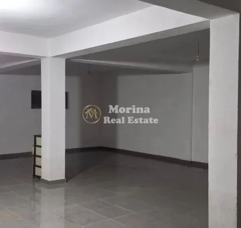 Tirane, jepet me qera ambjent biznesi Kati 0, 100 m² 500 € (Ali Demi)