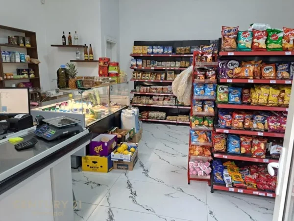 Tirane, shitet ambjent biznesi Kati 0, 70 m² 60.000 € (ATSH)