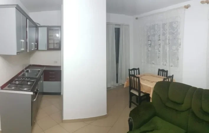 Tirane, jepet me qera apartament 1+1+Ballkon Kati 6, 65 m² 350 € (Prane Pallateve Cabej, Misto Mame, Tirane.)