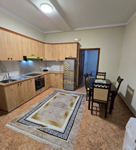 Tirane, jepet me qera apartament 1+1 Kati 1, 60 m² 450 € (Jordan Misja)