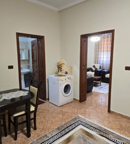 Tirane, jepet me qera apartament 1+1 Kati 1, 60 m² 450 € (Jordan Misja)