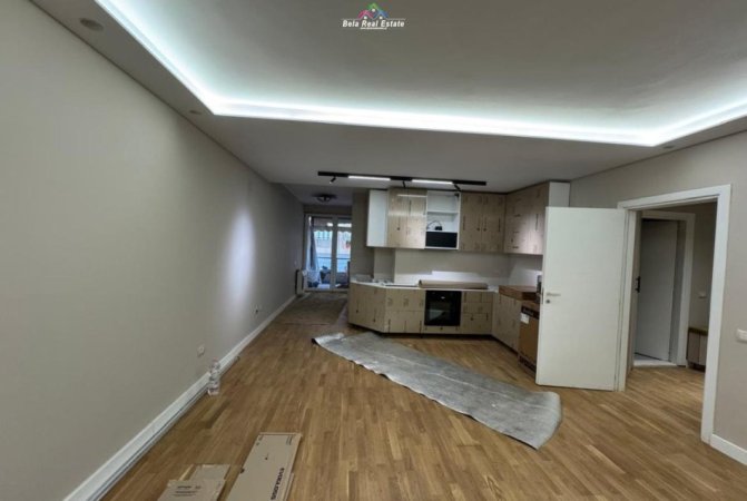 Tirane, jepet me qera apartament 1+1 Kati 2, 75 m² 900 € (Rruga Shyqyri Brari)