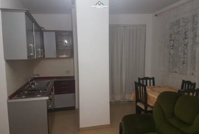 Tirane, jepet me qera apartament 1+1 Kati 6, 65 m² 360€ (Rruga Besim Alla)