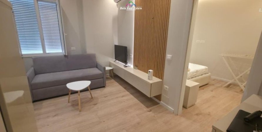 Tirane, jepet me qera apartament 1+1 Kati 1, 55 m² 670 € (Rruga Dibres)