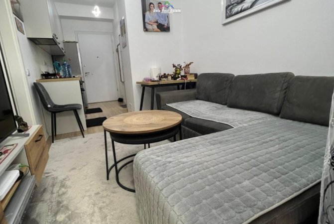 Tirane, jepet me qera apartament 1+1 Kati 5, 50 m² 400 € (Rruga Pasho Hysa)