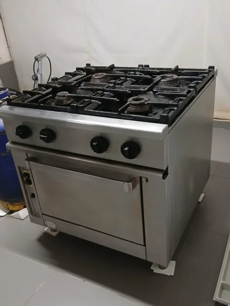 Tirane, shes Sobe | Furre Shitet furre profesionale e perdorur per restorante