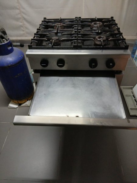 Tirane, shes Sobe | Furre Shitet furre profesionale e perdorur per restorante