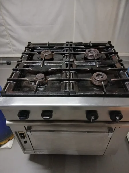 Tirane, shes Sobe | Furre Shitet furre profesionale e perdorur per restorante