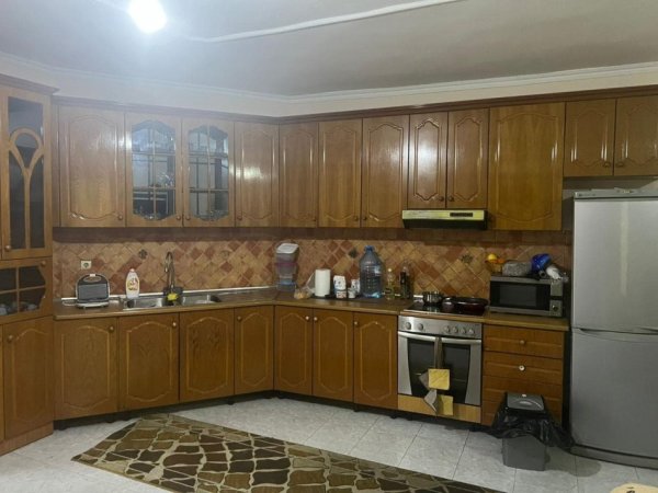 Tirane, jepet me qera apartament 1+1 Kati 5, 96 m² 670 € (Apartament Me Qera 2+1 Tek Rruga Dritan Hoxha ( ID B2201692) Tirane)