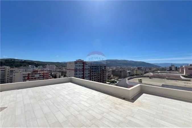 Vlore, shitet apartament+verande | Penthouse 2+1 , 147.600 € 