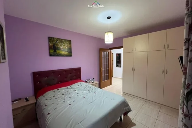 Tirane, jepet me qera apartament 1+1 Kati 12, 64 m² 600 € (Rruga e Bogdaneve)
