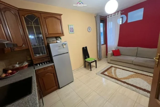 Tirane, jepet me qera apartament 1+1 Kati 12, 64 m² 600 € (Rruga e Bogdaneve)