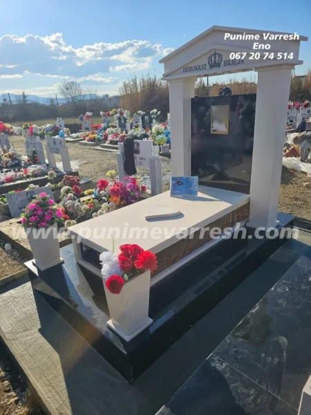 Tirane, ofroj Punime Varresh Kucove - Modele Varresh Granit Dhe Mermer - Kollona