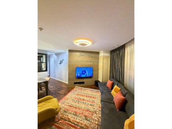 Tirane, shitet apartament Kati 1, 101 m² 285.000 €