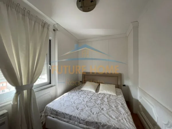 Tirane, jepet me qera apartament Kati 8, 120 m² 1.800 € 