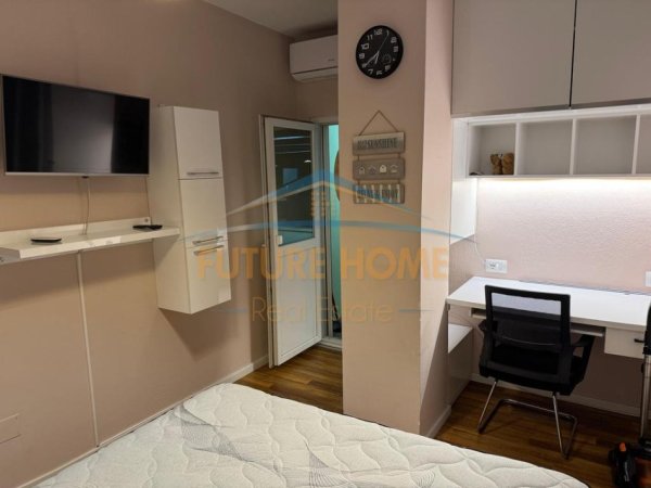 Tirane, jepet me qera apartament Kati 2, 80 m² 800 €