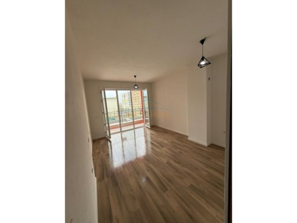 Tirane, jepet me qera apartament Kati 1, 51 m² 430 €