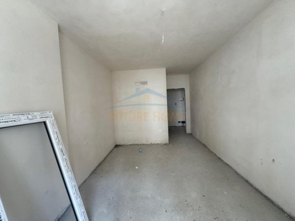 Tirane, shitet apartament Kati 0, 87 m² 120.000 €