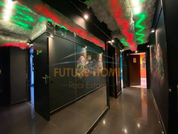 Tirane, jepet me qera ambjent biznesi Kati -1, 158 m² 1.000 €