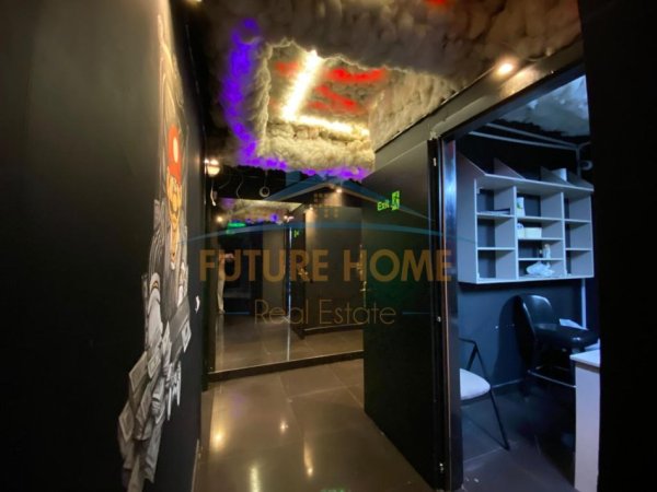 Tirane, jepet me qera ambjent biznesi Kati -1, 158 m² 1.000 €