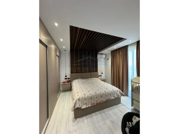Tirane, shitet apartament Kati 4, 109 m² 280.000 €