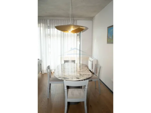 Tirane, jepet me qera apartament Kati 0, 1.800 €